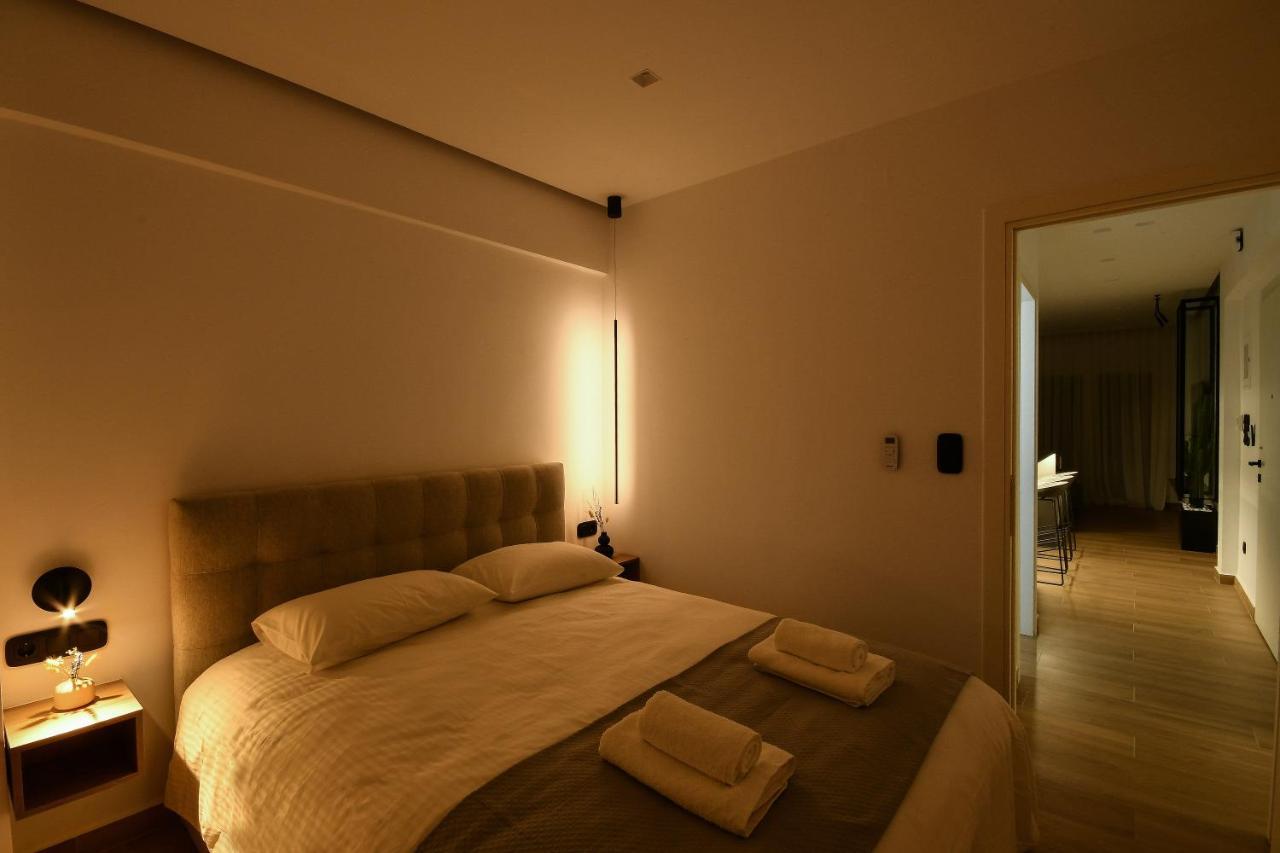 Luxury Downtown Apartment C2 سالونيك المظهر الخارجي الصورة
