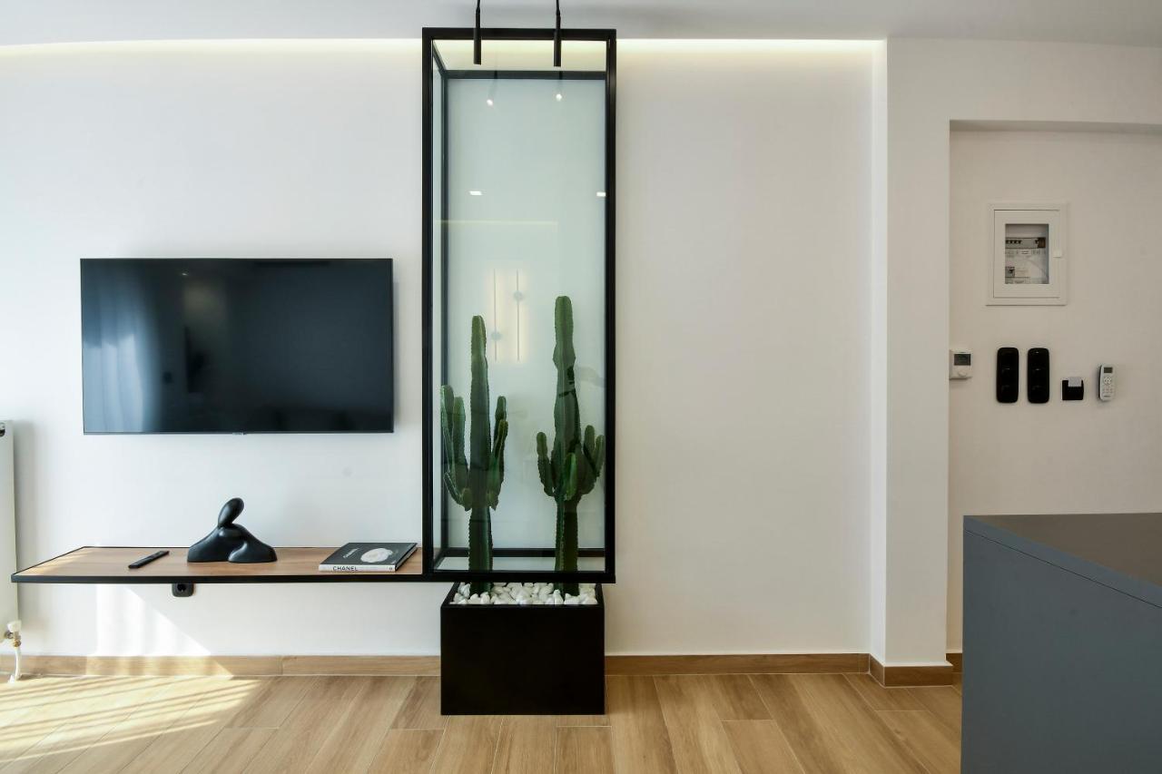 Luxury Downtown Apartment C2 سالونيك المظهر الخارجي الصورة