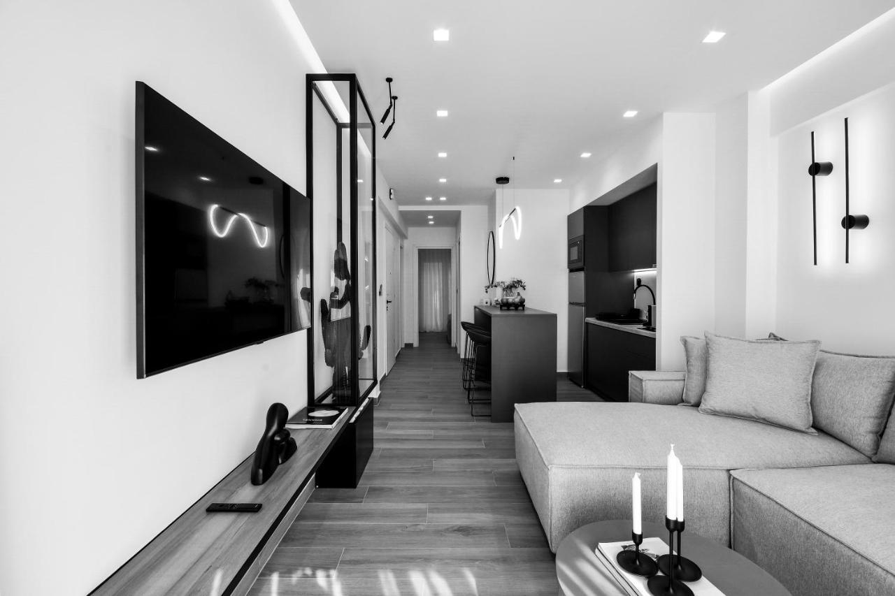 Luxury Downtown Apartment C2 سالونيك المظهر الخارجي الصورة